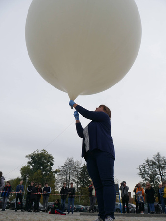 cPR-2000 meteorological balloon